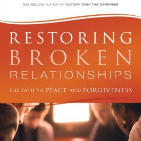 Restoring Broken Relationships - Paperback – Neil T. Anderson